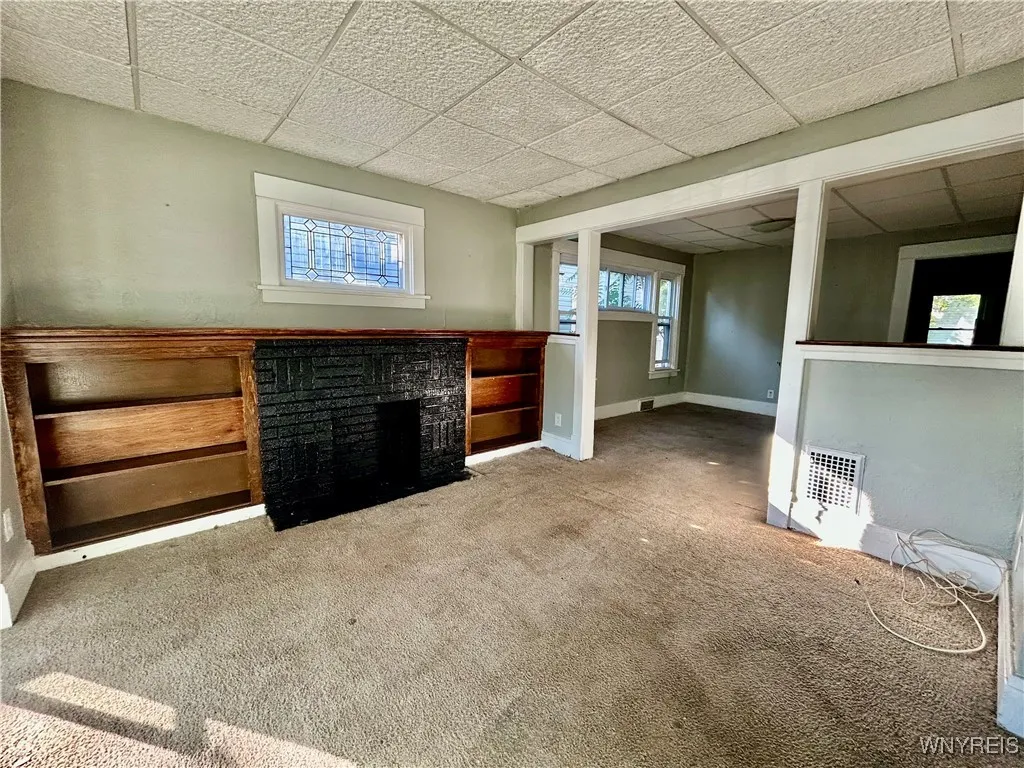 132 Hewitt Avenue, Buffalo, New York 14215, Buffalo, New York 14215, 4 Bedrooms Bedrooms, ,2 BathroomsBathrooms,Residential,For Sale,132 Hewitt Avenue, Buffalo, New York 14215,0,B1644161