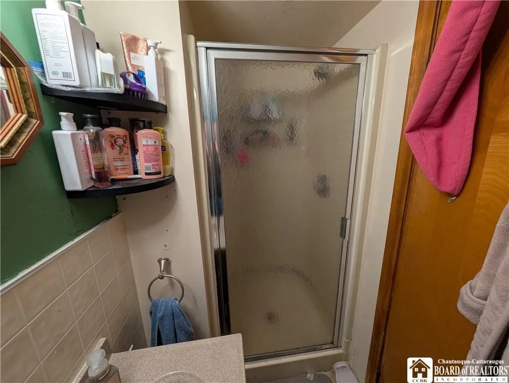 513 Prospect Street, Jamestown, New York 14701, Jamestown, New York 14701, 2 Bedrooms Bedrooms, 6 Rooms Rooms,2 BathroomsBathrooms,Residential,For Sale,513 Prospect Street, Jamestown, New York 14701,0,R1644405