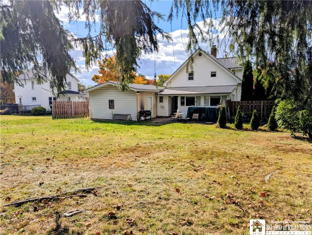 513 Prospect Street, Jamestown, New York 14701, Jamestown, New York 14701, 2 Bedrooms Bedrooms, 6 Rooms Rooms,2 BathroomsBathrooms,Residential,For Sale,513 Prospect Street, Jamestown, New York 14701,0,R1644405