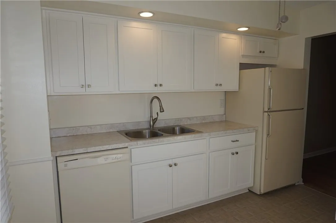 663 French Road, Brighton, New York 14618, Brighton, New York 14618, 3 Bedrooms Bedrooms, 7 Rooms Rooms,1 BathroomBathrooms,Residential Lease,For Rent,663 French Road, Brighton, New York 14618,0,R1644259