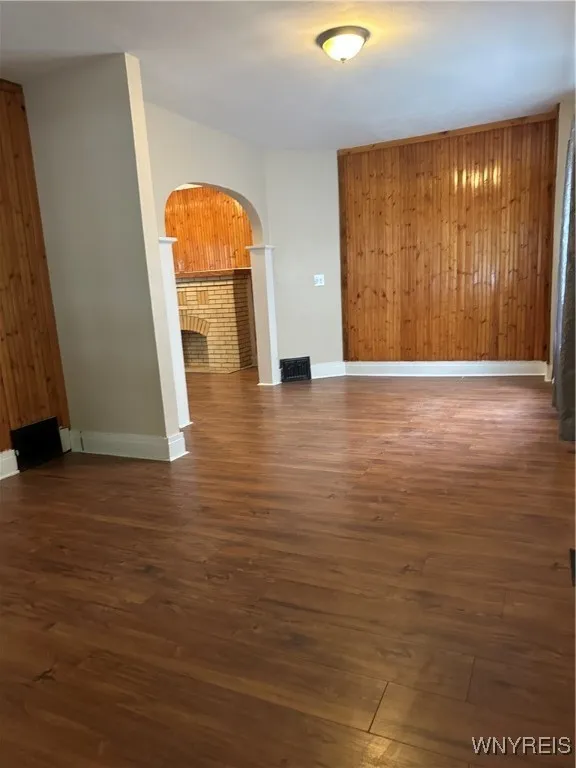28 Red Jacket Parkway, Buffalo, New York 14220, Buffalo, New York 14220, 5 Bedrooms Bedrooms, ,2 BathroomsBathrooms,Residential,For Sale,28 Red Jacket Parkway, Buffalo, New York 14220,0,B1644409