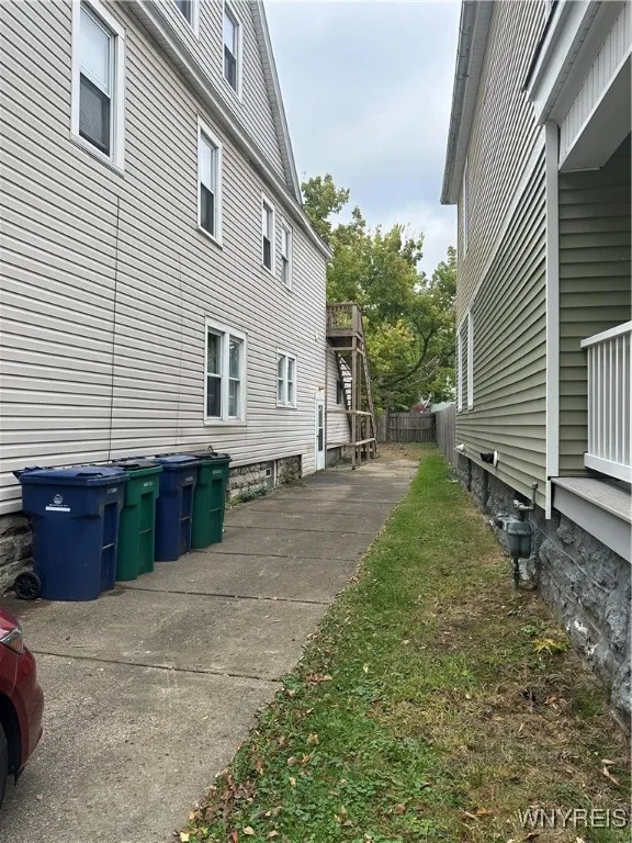 28 Red Jacket Parkway, Buffalo, New York 14220, Buffalo, New York 14220, 5 Bedrooms Bedrooms, ,2 BathroomsBathrooms,Residential,For Sale,28 Red Jacket Parkway, Buffalo, New York 14220,0,B1644409