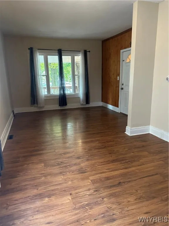 28 Red Jacket Parkway, Buffalo, New York 14220, Buffalo, New York 14220, 5 Bedrooms Bedrooms, ,2 BathroomsBathrooms,Residential,For Sale,28 Red Jacket Parkway, Buffalo, New York 14220,0,B1644409