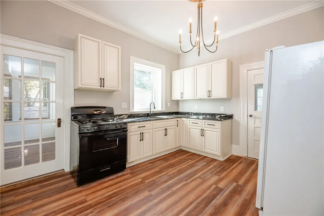 223 West Main Street, Waterloo, New York 13165, Waterloo, New York 13165, 5 Bedrooms Bedrooms, ,4 BathroomsBathrooms,Residential,For Sale,223 West Main Street, Waterloo, New York 13165,0,R1644366