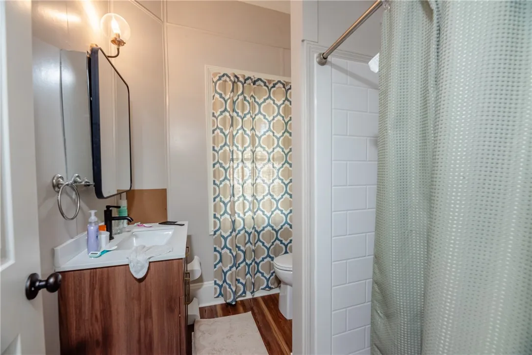 unit 2 full bath