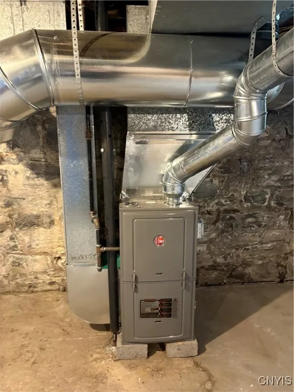 717 Cannon Street, Syracuse, New York 13205, Syracuse, New York 13205, 4 Bedrooms Bedrooms, 11 Rooms Rooms,1 BathroomBathrooms,Residential,For Sale,717 Cannon Street, Syracuse, New York 13205,0,S1644286