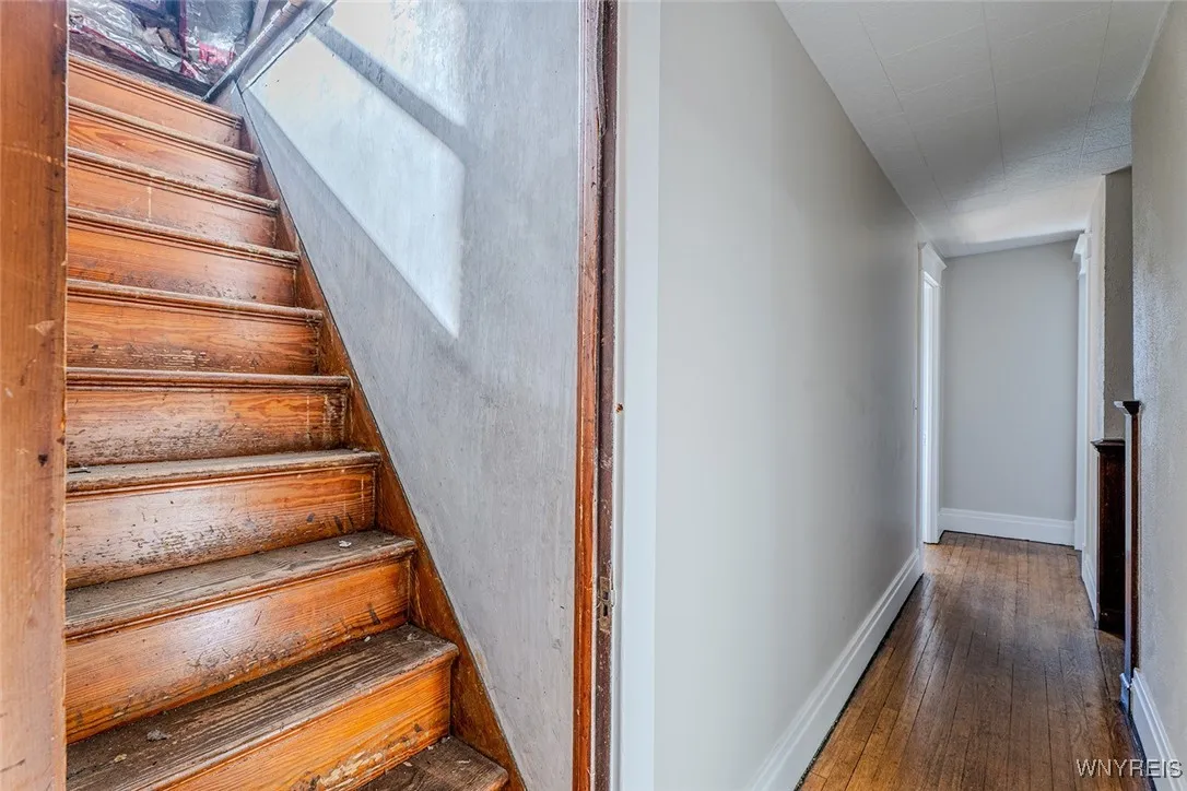 87 Sterling Avenue, Buffalo, New York 14216, Buffalo, New York 14216, 4 Bedrooms Bedrooms, 10 Rooms Rooms,1 BathroomBathrooms,Residential,For Sale,87 Sterling Avenue, Buffalo, New York 14216,0,B1642675