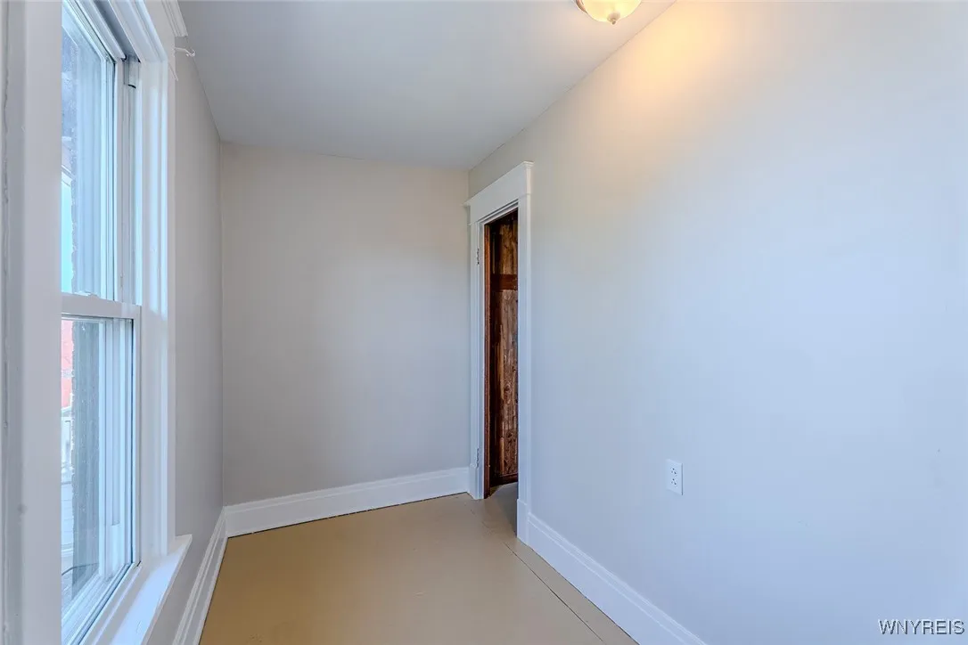 87 Sterling Avenue, Buffalo, New York 14216, Buffalo, New York 14216, 4 Bedrooms Bedrooms, 10 Rooms Rooms,1 BathroomBathrooms,Residential,For Sale,87 Sterling Avenue, Buffalo, New York 14216,0,B1642675