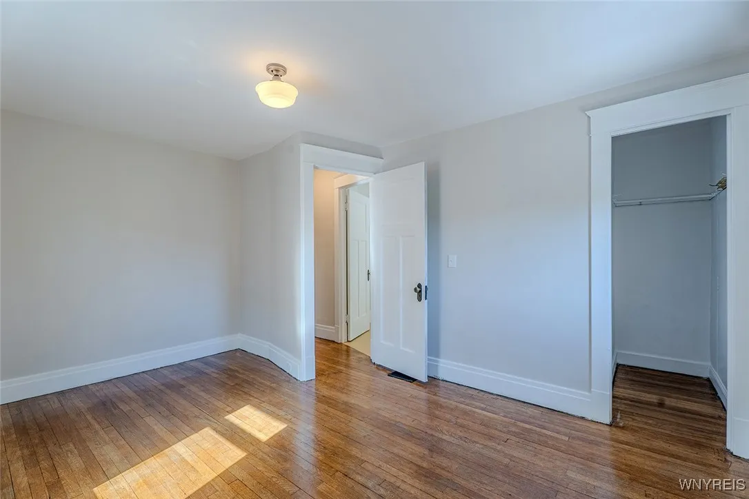 87 Sterling Avenue, Buffalo, New York 14216, Buffalo, New York 14216, 4 Bedrooms Bedrooms, 10 Rooms Rooms,1 BathroomBathrooms,Residential,For Sale,87 Sterling Avenue, Buffalo, New York 14216,0,B1642675