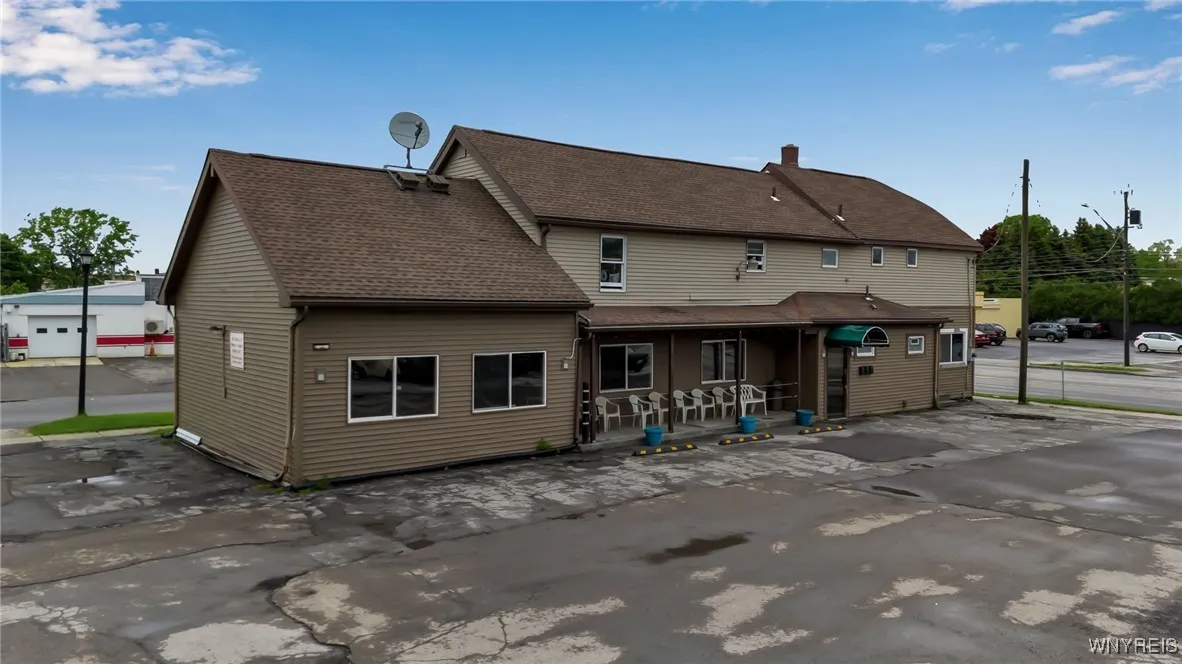 2794 Harlem Road, Cheektowaga, New York 14225, Cheektowaga, New York 14225, ,Commercial Sale,For Sale,2794 Harlem Road, Cheektowaga, New York 14225,0,B1644184