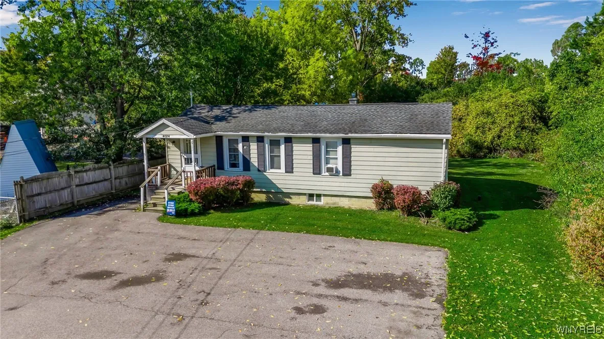 4022 Sheldon Road, Hamburg, New York 14127, Hamburg, New York 14127, 5 Bedrooms Bedrooms, ,3 BathroomsBathrooms,Residential,Closed,4022 Sheldon Road, Hamburg, New York 14127,0,B1642294