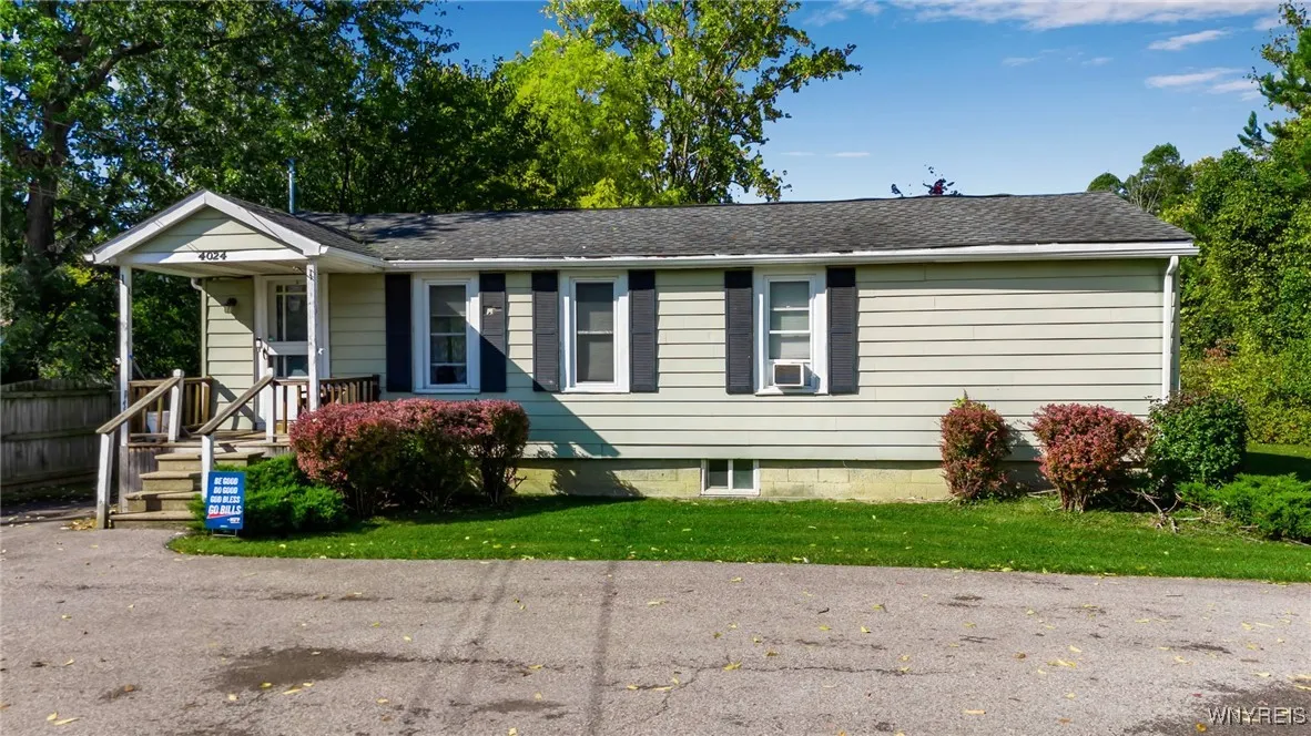 4022 Sheldon Road, Hamburg, New York 14127, Hamburg, New York 14127, 5 Bedrooms Bedrooms, ,3 BathroomsBathrooms,Residential,For Sale,4022 Sheldon Road, Hamburg, New York 14127,0,B1642294