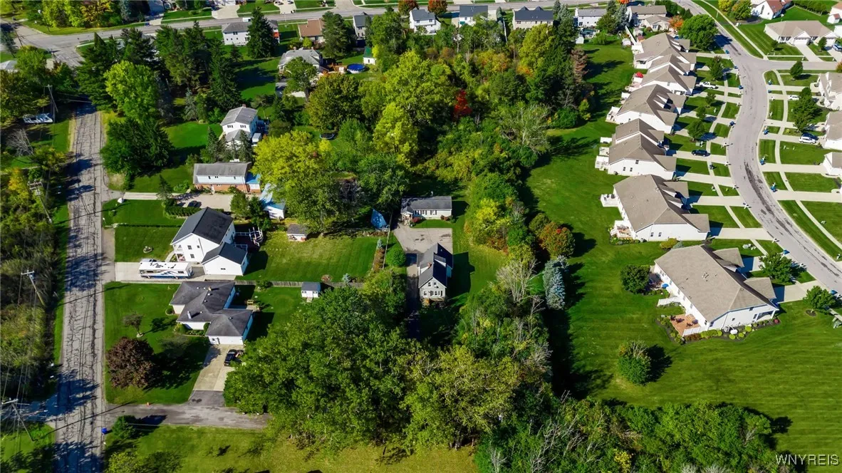 4022 Sheldon Road, Hamburg, New York 14127, Hamburg, New York 14127, 5 Bedrooms Bedrooms, ,3 BathroomsBathrooms,Residential,Closed,4022 Sheldon Road, Hamburg, New York 14127,0,B1642294