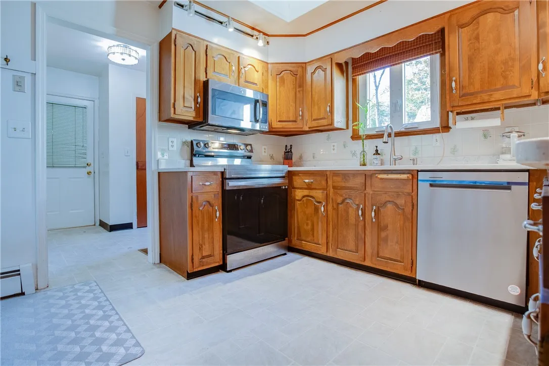 22 Bugbee Road, Oneonta, New York 13820, Oneonta, New York 13820, 3 Bedrooms Bedrooms, 10 Rooms Rooms,2 BathroomsBathrooms,Residential,For Sale,22 Bugbee Road, Oneonta, New York 13820,0,R1644415