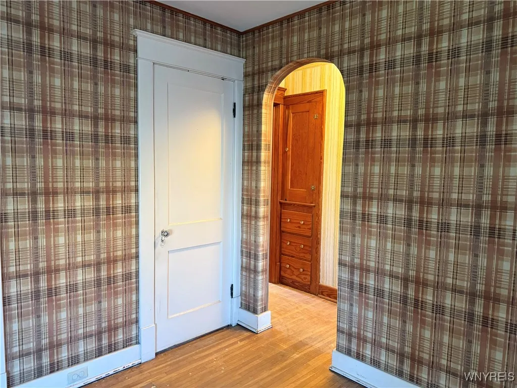 Living Room/ Dining Room - entrance to upstairs