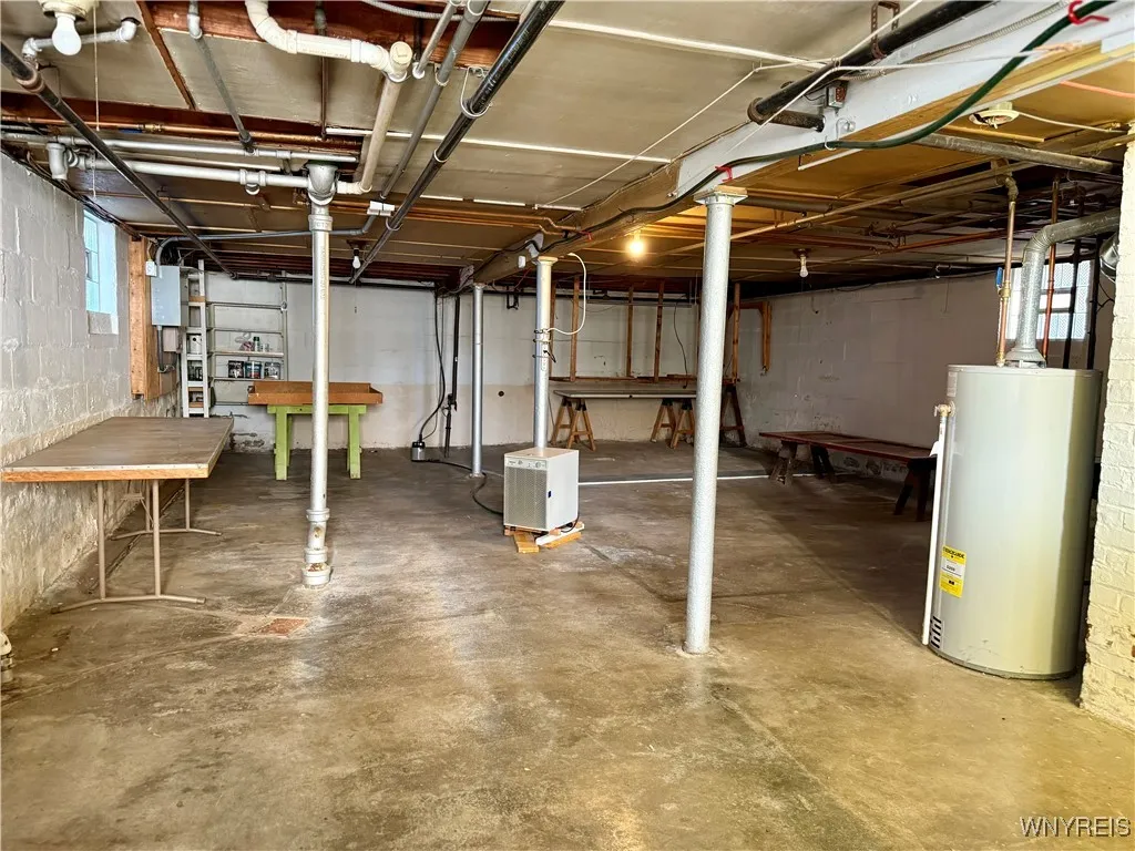 238 Cayuga Road, Cheektowaga, New York 14225, Cheektowaga, New York 14225, 3 Bedrooms Bedrooms, 5 Rooms Rooms,1 BathroomBathrooms,Residential,For Sale,238 Cayuga Road, Cheektowaga, New York 14225,0,B1643610