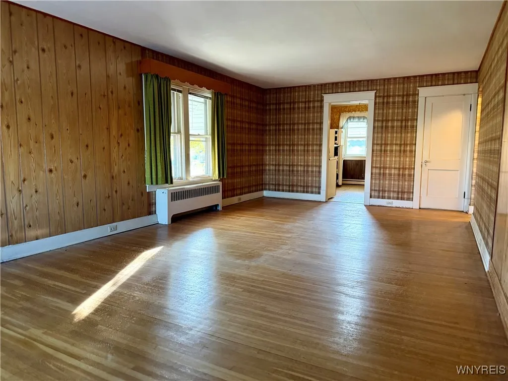 Living Room/ Dining Room