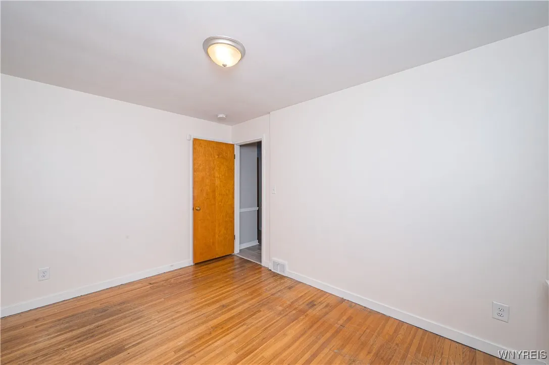 83 Keats Avenue, Tonawanda, New York 14150, Tonawanda, New York 14150, 3 Bedrooms Bedrooms, 7 Rooms Rooms,1 BathroomBathrooms,Residential,For Sale,83 Keats Avenue, Tonawanda, New York 14150,0,B1644447