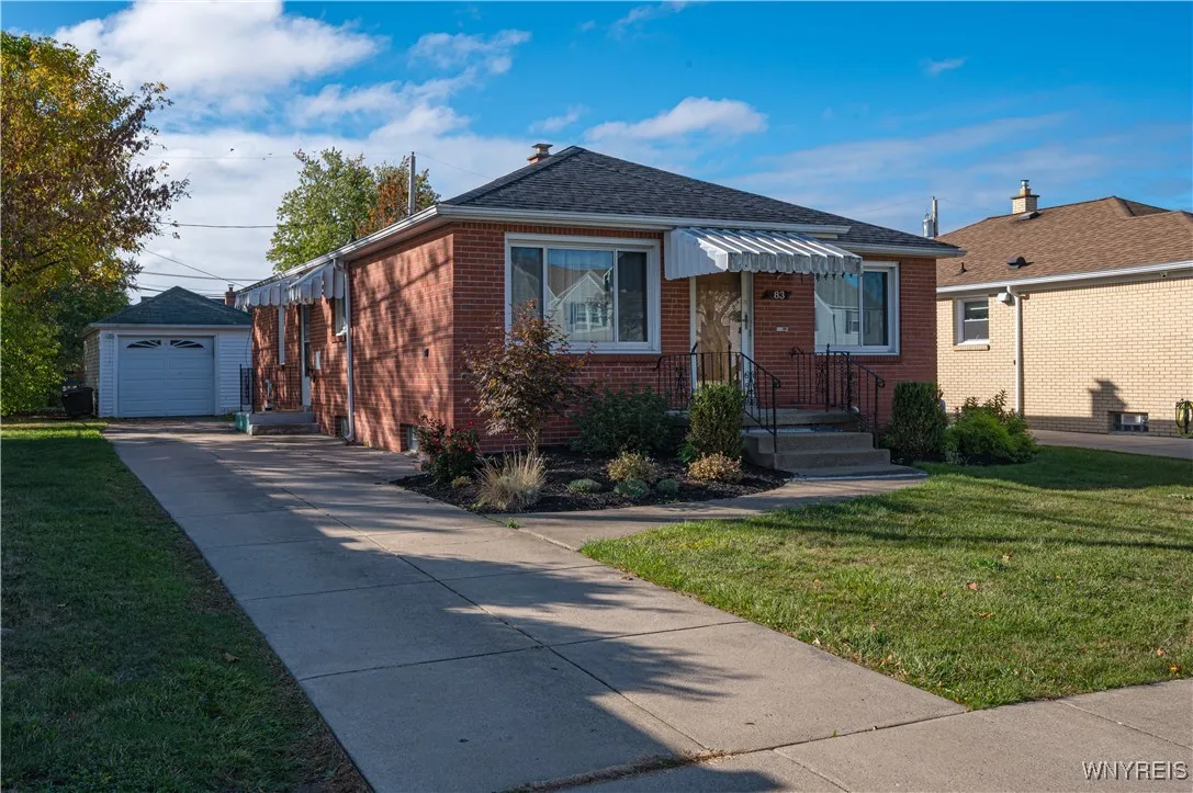 83 Keats Avenue, Tonawanda, New York 14150, Tonawanda, New York 14150, 3 Bedrooms Bedrooms, 7 Rooms Rooms,1 BathroomBathrooms,Residential,For Sale,83 Keats Avenue, Tonawanda, New York 14150,0,B1644447