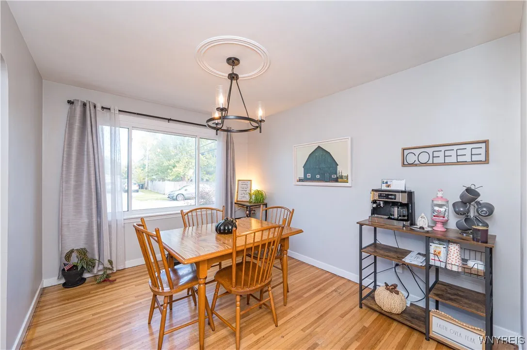 83 Keats Avenue, Tonawanda, New York 14150, Tonawanda, New York 14150, 3 Bedrooms Bedrooms, 7 Rooms Rooms,1 BathroomBathrooms,Residential,For Sale,83 Keats Avenue, Tonawanda, New York 14150,0,B1644447