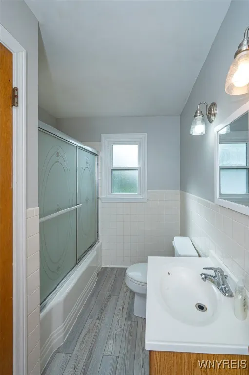 83 Keats Avenue, Tonawanda, New York 14150, Tonawanda, New York 14150, 3 Bedrooms Bedrooms, 7 Rooms Rooms,1 BathroomBathrooms,Residential,For Sale,83 Keats Avenue, Tonawanda, New York 14150,0,B1644447
