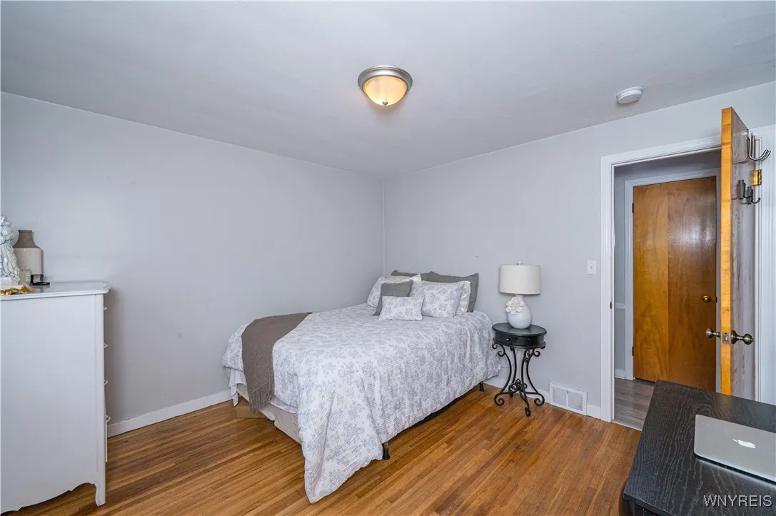 83 Keats Avenue, Tonawanda, New York 14150, Tonawanda, New York 14150, 3 Bedrooms Bedrooms, 7 Rooms Rooms,1 BathroomBathrooms,Residential,For Sale,83 Keats Avenue, Tonawanda, New York 14150,0,B1644447
