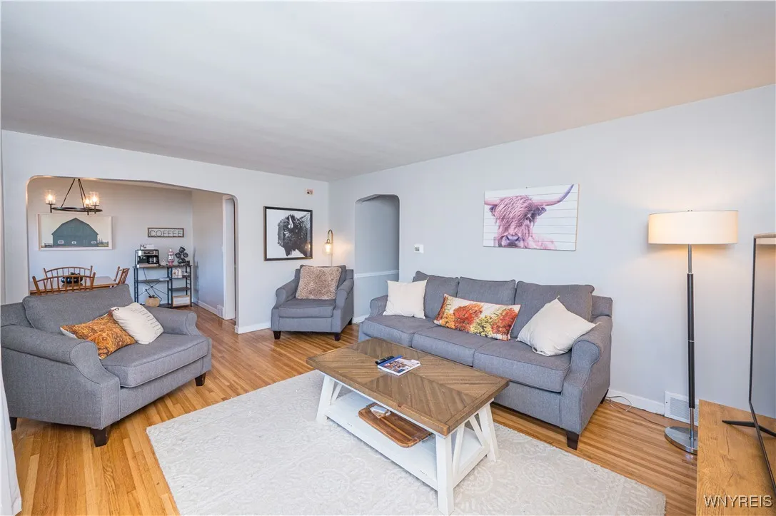 83 Keats Avenue, Tonawanda, New York 14150, Tonawanda, New York 14150, 3 Bedrooms Bedrooms, 7 Rooms Rooms,1 BathroomBathrooms,Residential,For Sale,83 Keats Avenue, Tonawanda, New York 14150,0,B1644447