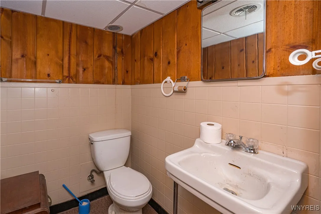 83 Keats Avenue, Tonawanda, New York 14150, Tonawanda, New York 14150, 3 Bedrooms Bedrooms, 7 Rooms Rooms,1 BathroomBathrooms,Residential,For Sale,83 Keats Avenue, Tonawanda, New York 14150,0,B1644447