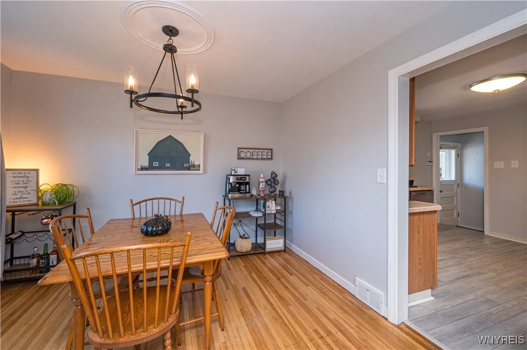 83 Keats Avenue, Tonawanda, New York 14150, Tonawanda, New York 14150, 3 Bedrooms Bedrooms, 7 Rooms Rooms,1 BathroomBathrooms,Residential,For Sale,83 Keats Avenue, Tonawanda, New York 14150,0,B1644447