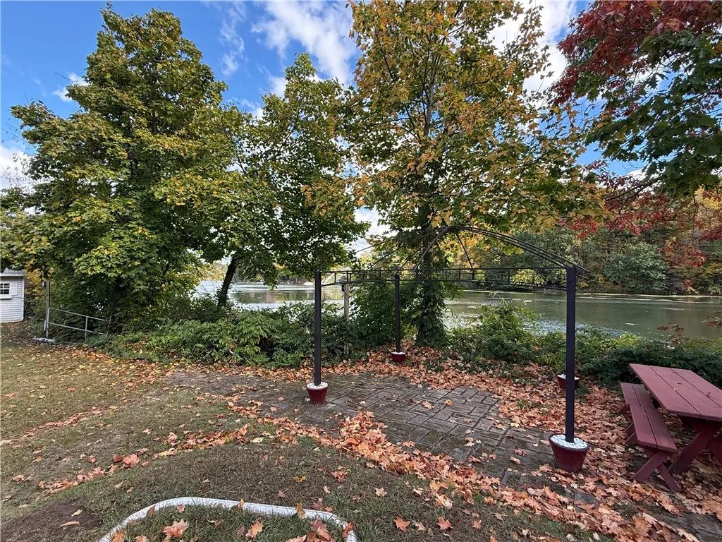 2258 Knights Lane, Carlton, New York 14571, Carlton, New York 14571, 3 Bedrooms Bedrooms, 5 Rooms Rooms,1 BathroomBathrooms,Residential,For Sale,2258 Knights Lane, Carlton, New York 14571,0,R1643841