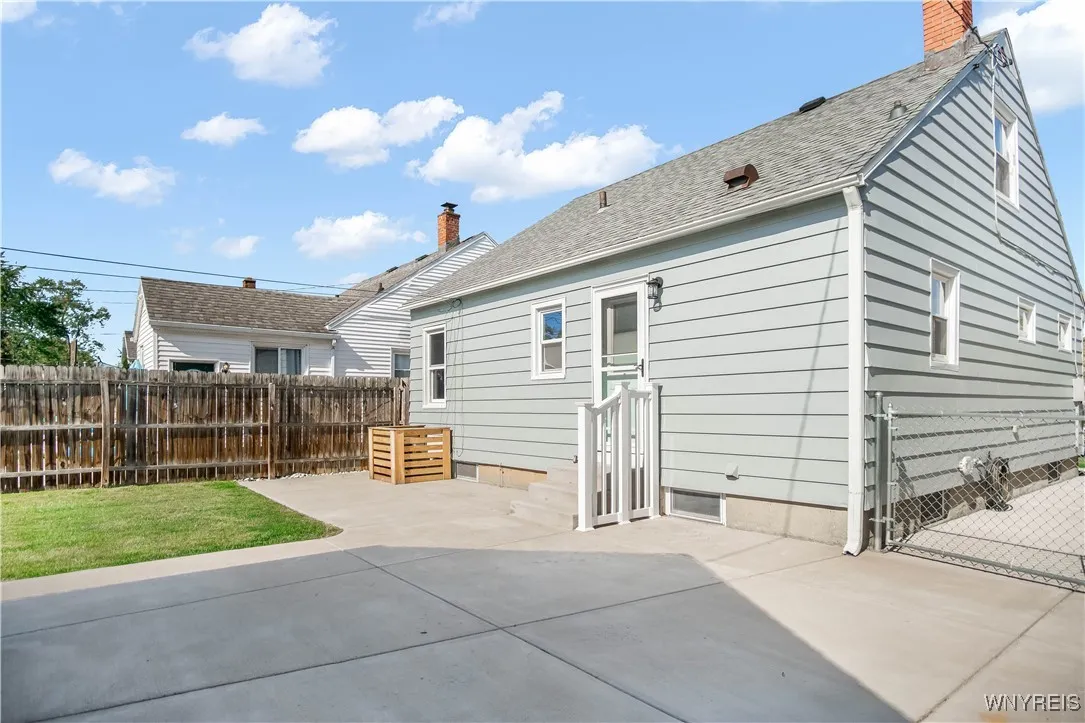 157 Moulton Avenue, Tonawanda, New York 14223, Tonawanda, New York 14223, 4 Bedrooms Bedrooms, 6 Rooms Rooms,1 BathroomBathrooms,Residential,For Sale,157 Moulton Avenue, Tonawanda, New York 14223,0,B1644187