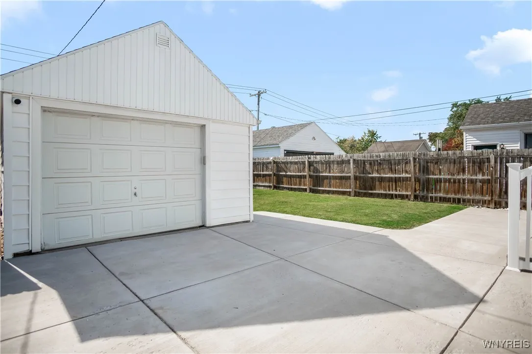 157 Moulton Avenue, Tonawanda, New York 14223, Tonawanda, New York 14223, 4 Bedrooms Bedrooms, 6 Rooms Rooms,1 BathroomBathrooms,Residential,For Sale,157 Moulton Avenue, Tonawanda, New York 14223,0,B1644187