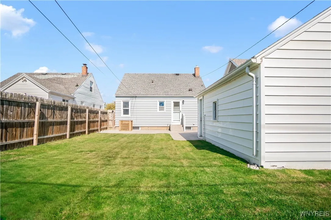 157 Moulton Avenue, Tonawanda, New York 14223, Tonawanda, New York 14223, 4 Bedrooms Bedrooms, 6 Rooms Rooms,1 BathroomBathrooms,Residential,For Sale,157 Moulton Avenue, Tonawanda, New York 14223,0,B1644187