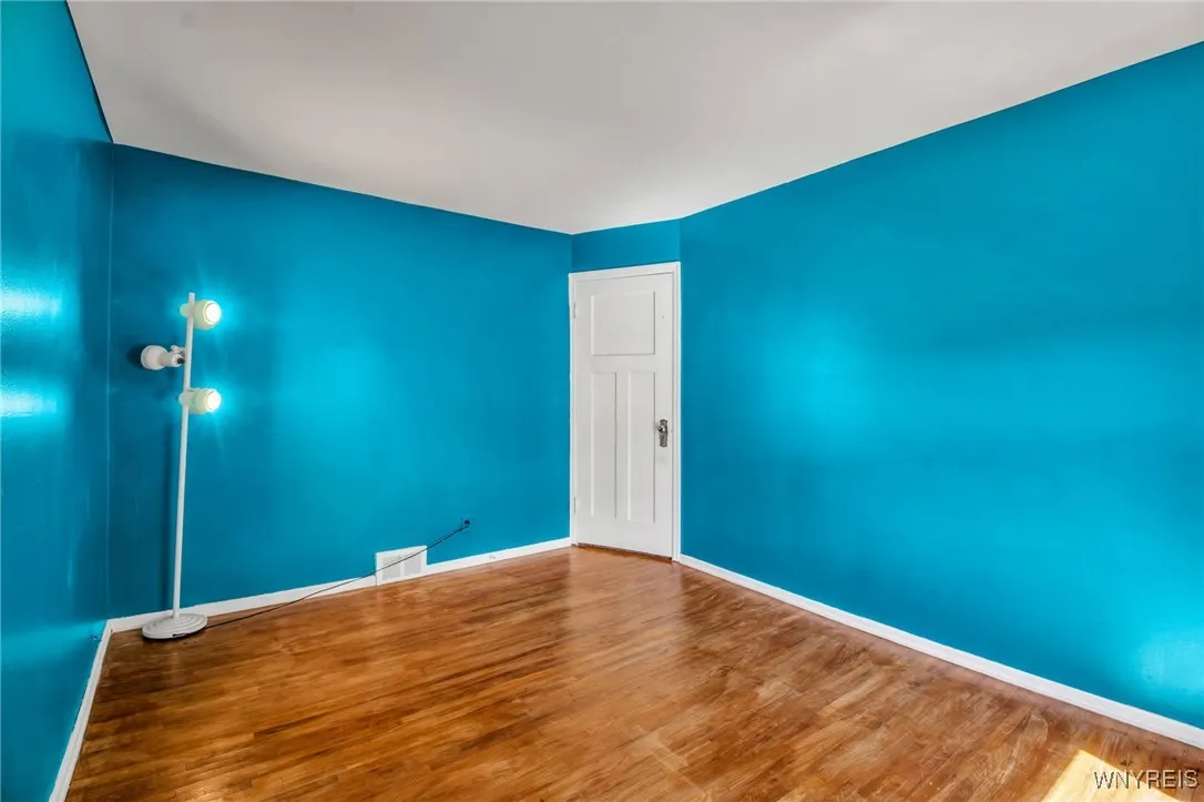 170 Glen Avenue, Amherst, New York 14221, Amherst, New York 14221, 3 Bedrooms Bedrooms, 6 Rooms Rooms,1 BathroomBathrooms,Residential,For Sale,170 Glen Avenue, Amherst, New York 14221,0,B1643653