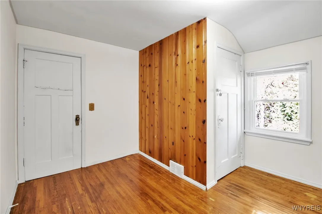 170 Glen Avenue, Amherst, New York 14221, Amherst, New York 14221, 3 Bedrooms Bedrooms, 6 Rooms Rooms,1 BathroomBathrooms,Residential,For Sale,170 Glen Avenue, Amherst, New York 14221,0,B1643653