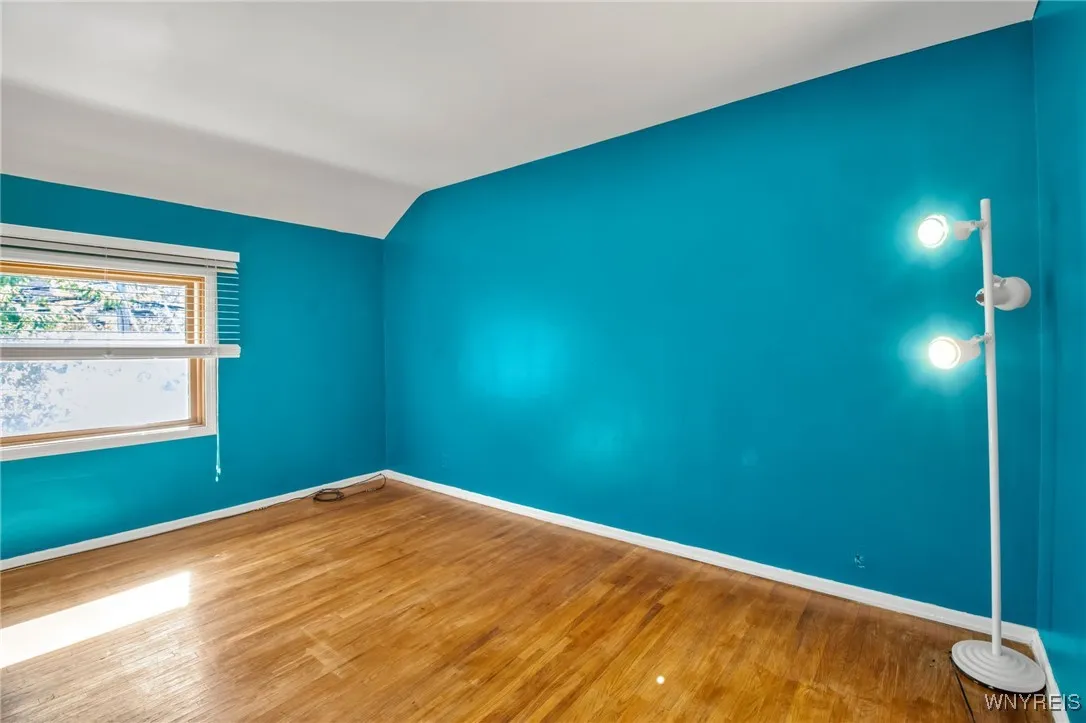170 Glen Avenue, Amherst, New York 14221, Amherst, New York 14221, 3 Bedrooms Bedrooms, 6 Rooms Rooms,1 BathroomBathrooms,Residential,For Sale,170 Glen Avenue, Amherst, New York 14221,0,B1643653