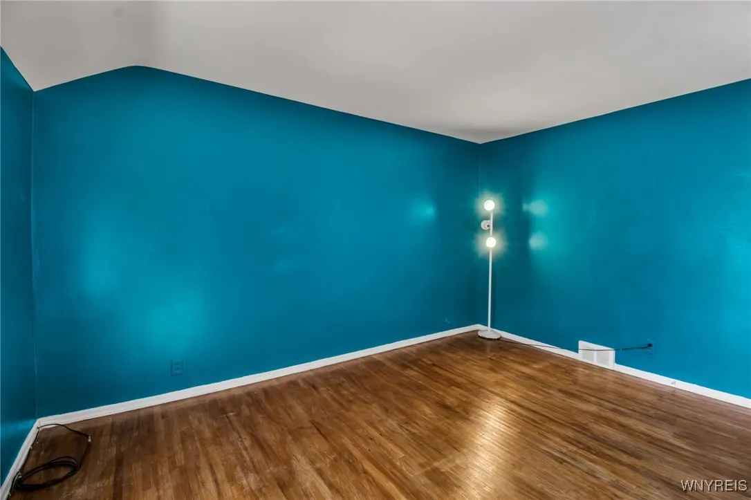 170 Glen Avenue, Amherst, New York 14221, Amherst, New York 14221, 3 Bedrooms Bedrooms, 6 Rooms Rooms,1 BathroomBathrooms,Residential,For Sale,170 Glen Avenue, Amherst, New York 14221,0,B1643653