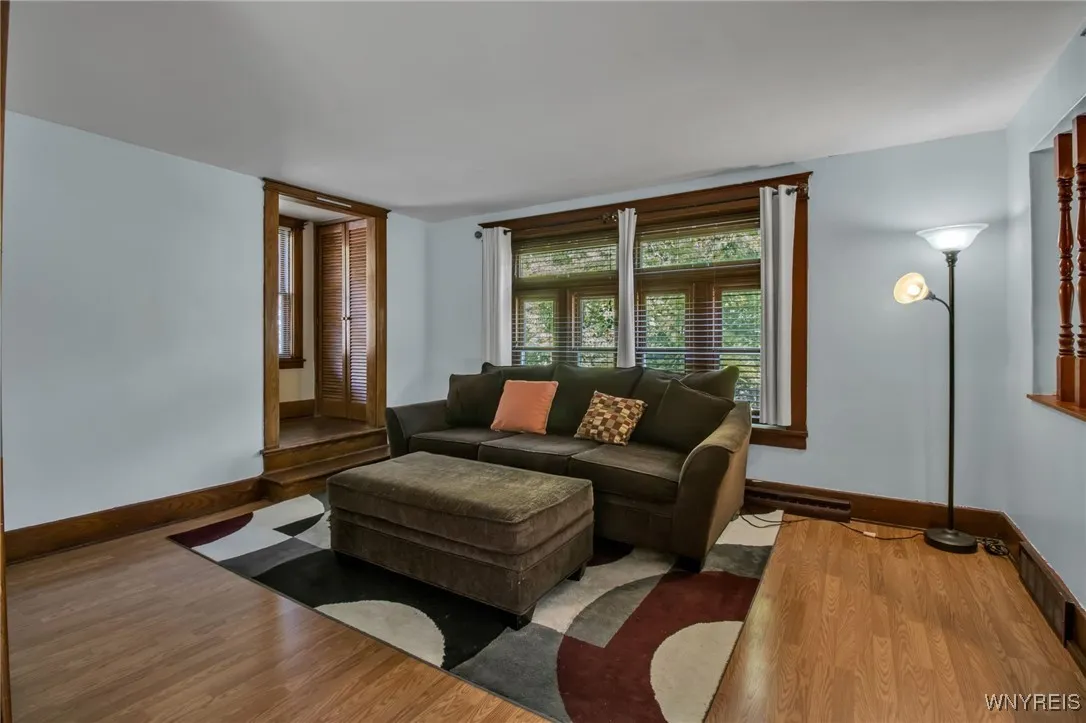 170 Glen Avenue, Amherst, New York 14221, Amherst, New York 14221, 3 Bedrooms Bedrooms, 6 Rooms Rooms,1 BathroomBathrooms,Residential,For Sale,170 Glen Avenue, Amherst, New York 14221,0,B1643653