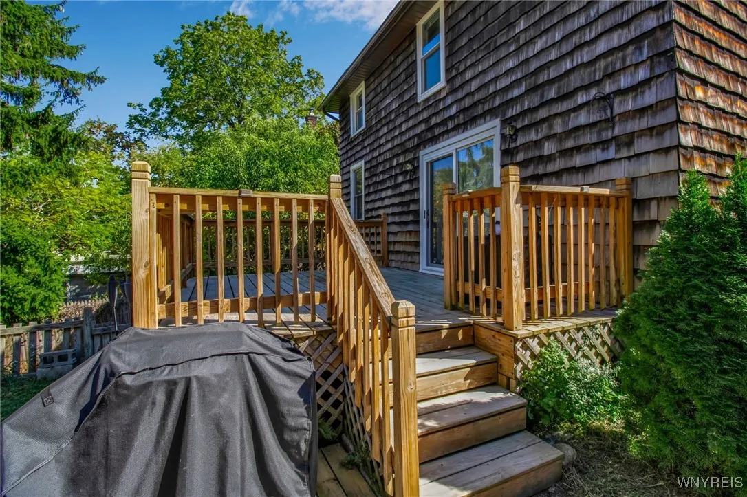 170 Glen Avenue, Amherst, New York 14221, Amherst, New York 14221, 3 Bedrooms Bedrooms, 6 Rooms Rooms,1 BathroomBathrooms,Residential,For Sale,170 Glen Avenue, Amherst, New York 14221,0,B1643653
