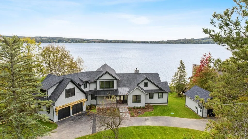 2711 Widewater Lane, Spafford, New York 13152, Spafford, New York 13152, 5 Bedrooms Bedrooms, 13 Rooms Rooms,5 BathroomsBathrooms,Residential,Closed,2711 Widewater Lane, Spafford, New York 13152,0,S1644455