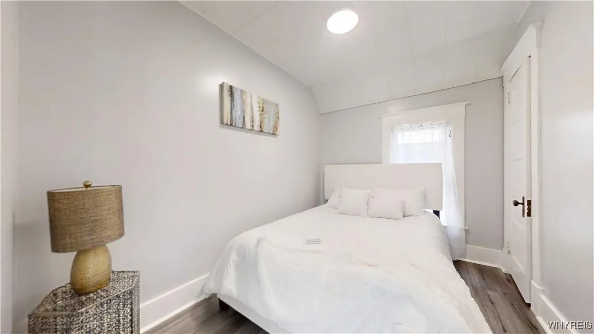 36 Layer Avenue, Buffalo, New York 14207, Buffalo, New York 14207, 3 Bedrooms Bedrooms, 7 Rooms Rooms,1 BathroomBathrooms,Residential,For Sale,36 Layer Avenue, Buffalo, New York 14207,0,B1644398