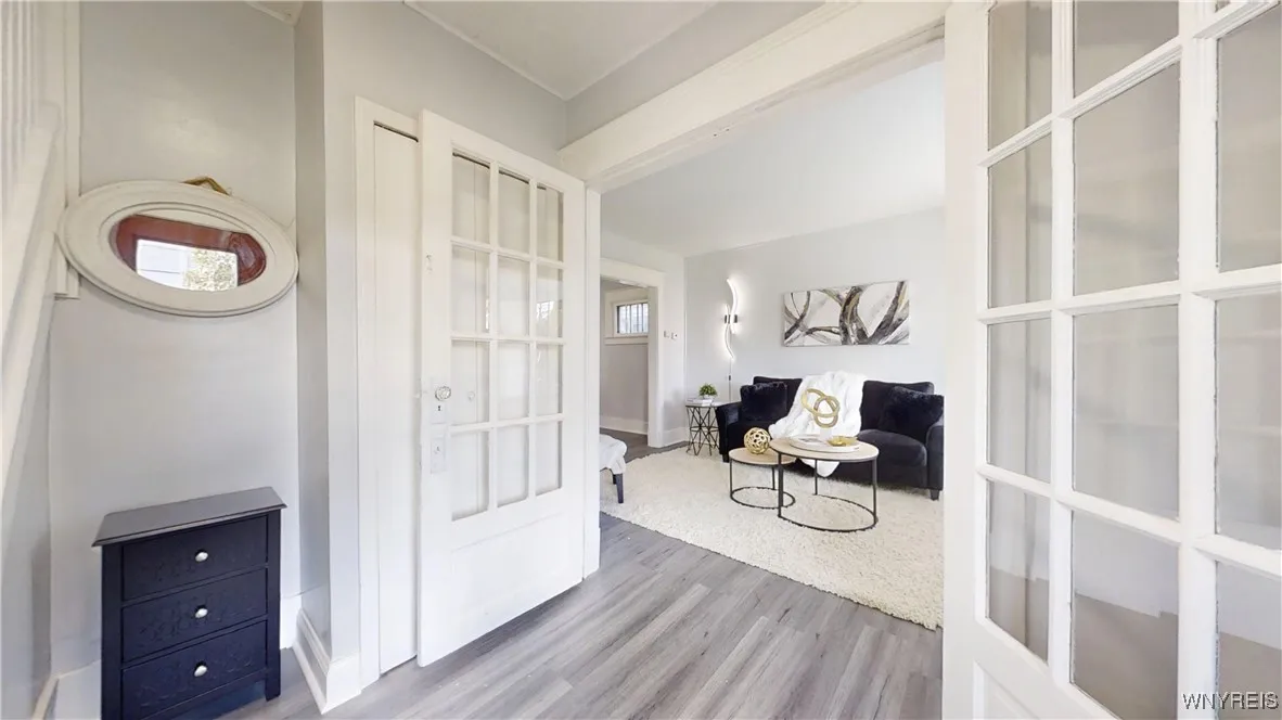 36 Layer Avenue, Buffalo, New York 14207, Buffalo, New York 14207, 3 Bedrooms Bedrooms, 7 Rooms Rooms,1 BathroomBathrooms,Residential,For Sale,36 Layer Avenue, Buffalo, New York 14207,0,B1644398