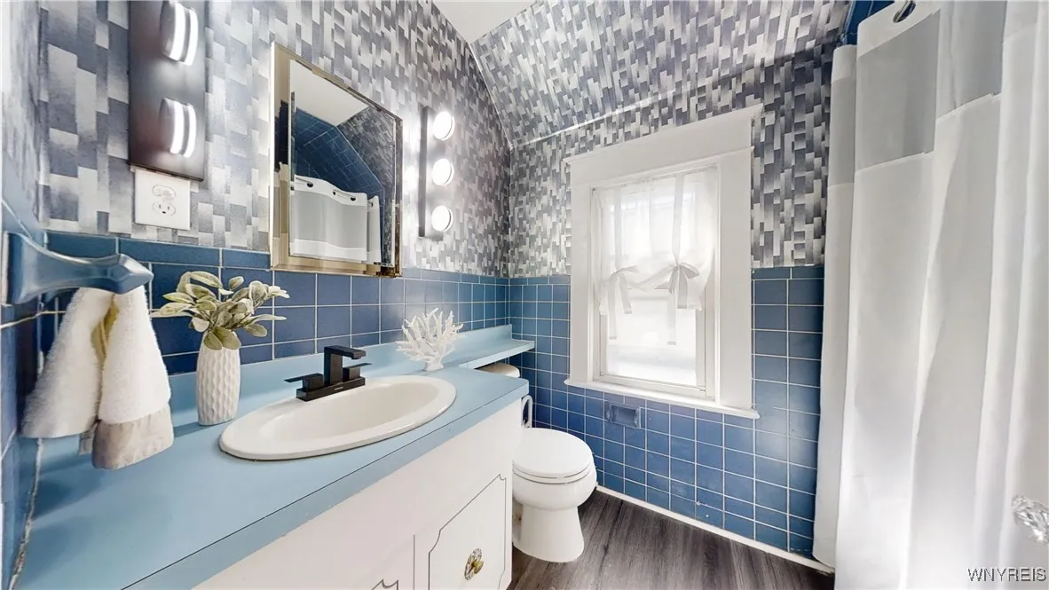 36 Layer Avenue, Buffalo, New York 14207, Buffalo, New York 14207, 3 Bedrooms Bedrooms, 7 Rooms Rooms,1 BathroomBathrooms,Residential,For Sale,36 Layer Avenue, Buffalo, New York 14207,0,B1644398