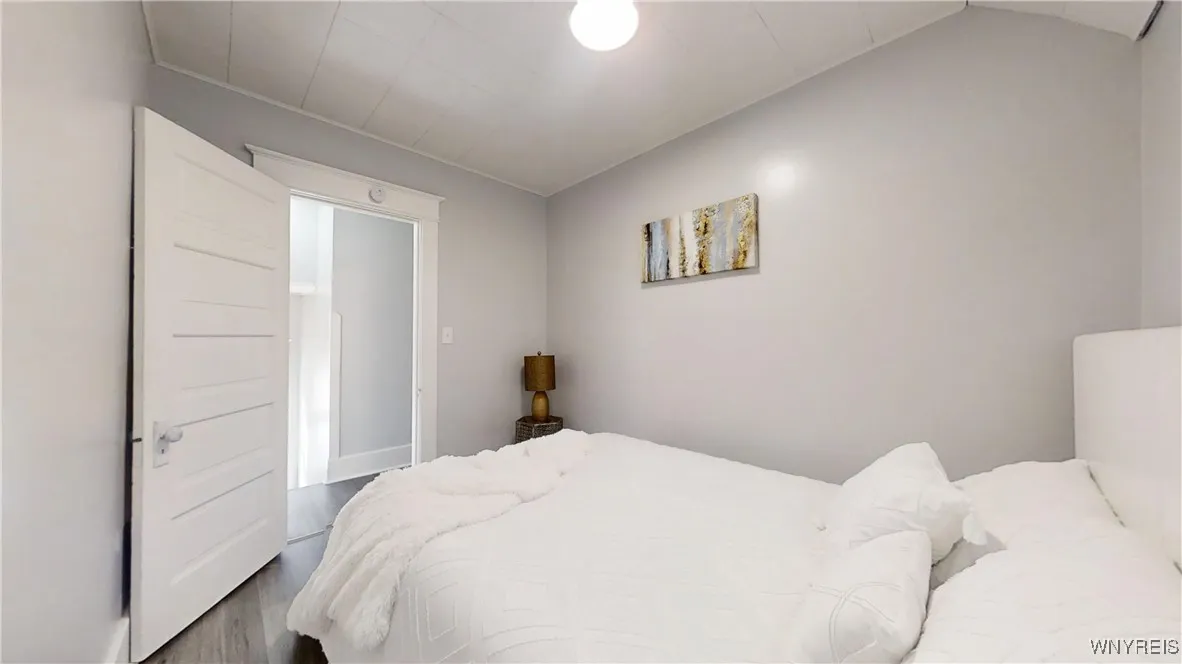 36 Layer Avenue, Buffalo, New York 14207, Buffalo, New York 14207, 3 Bedrooms Bedrooms, 7 Rooms Rooms,1 BathroomBathrooms,Residential,For Sale,36 Layer Avenue, Buffalo, New York 14207,0,B1644398