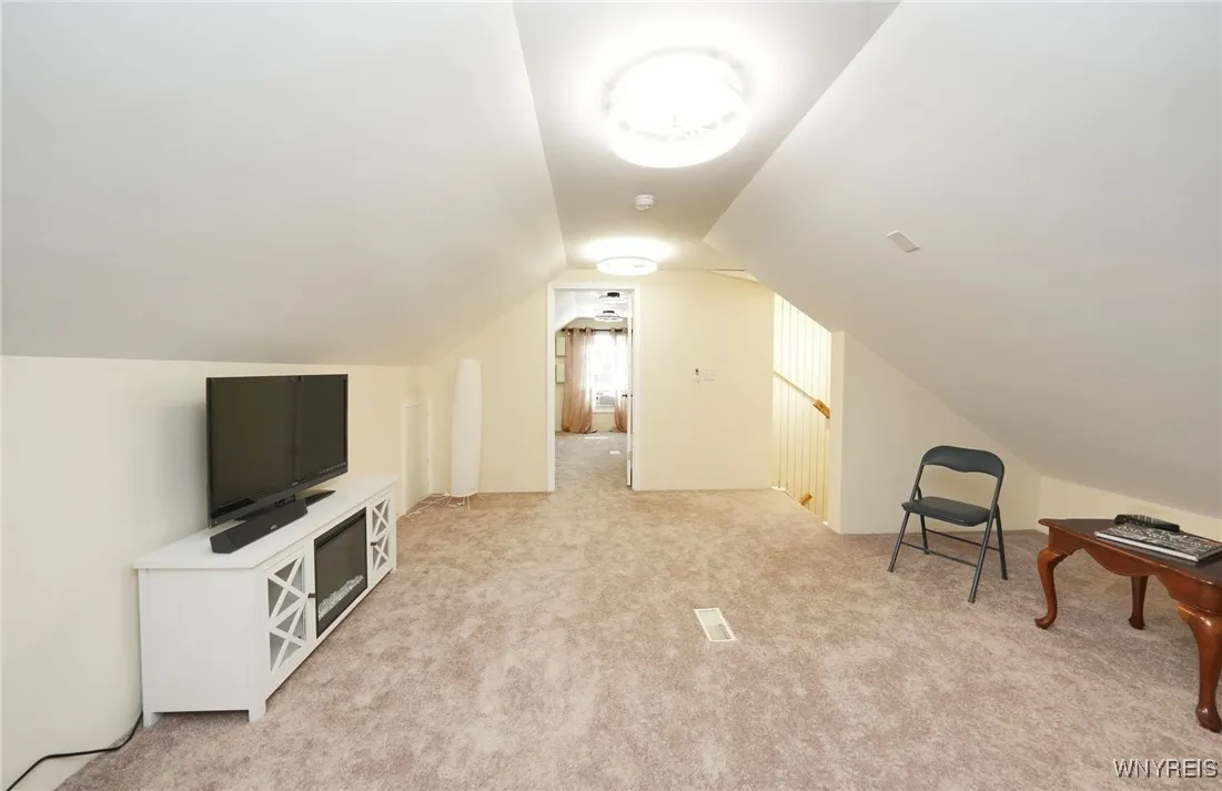 37 Houston Street, Buffalo, New York 14220, Buffalo, New York 14220, 4 Bedrooms Bedrooms, 7 Rooms Rooms,2 BathroomsBathrooms,Residential,For Sale,37 Houston Street, Buffalo, New York 14220,0,B1644495