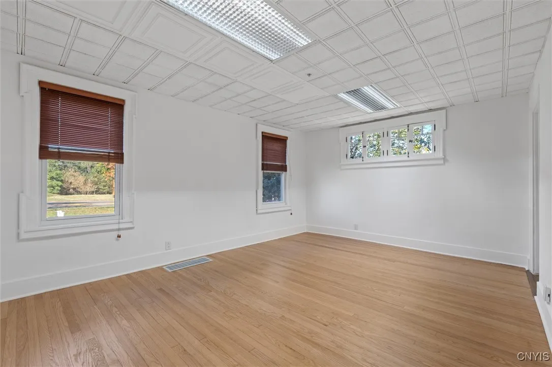 4914 West Seneca 2, Onondaga, New York 13215, Onondaga, New York 13215, 2 Bedrooms Bedrooms, 5 Rooms Rooms,1 BathroomBathrooms,Residential Lease,For Rent,4914 West Seneca 2, Onondaga, New York 13215,0,S1644529