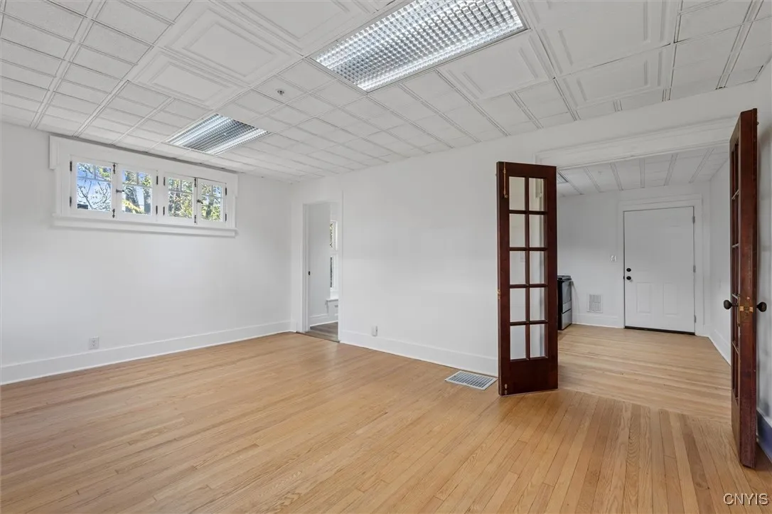 4914 West Seneca 2, Onondaga, New York 13215, Onondaga, New York 13215, 2 Bedrooms Bedrooms, 5 Rooms Rooms,1 BathroomBathrooms,Residential Lease,For Rent,4914 West Seneca 2, Onondaga, New York 13215,0,S1644529