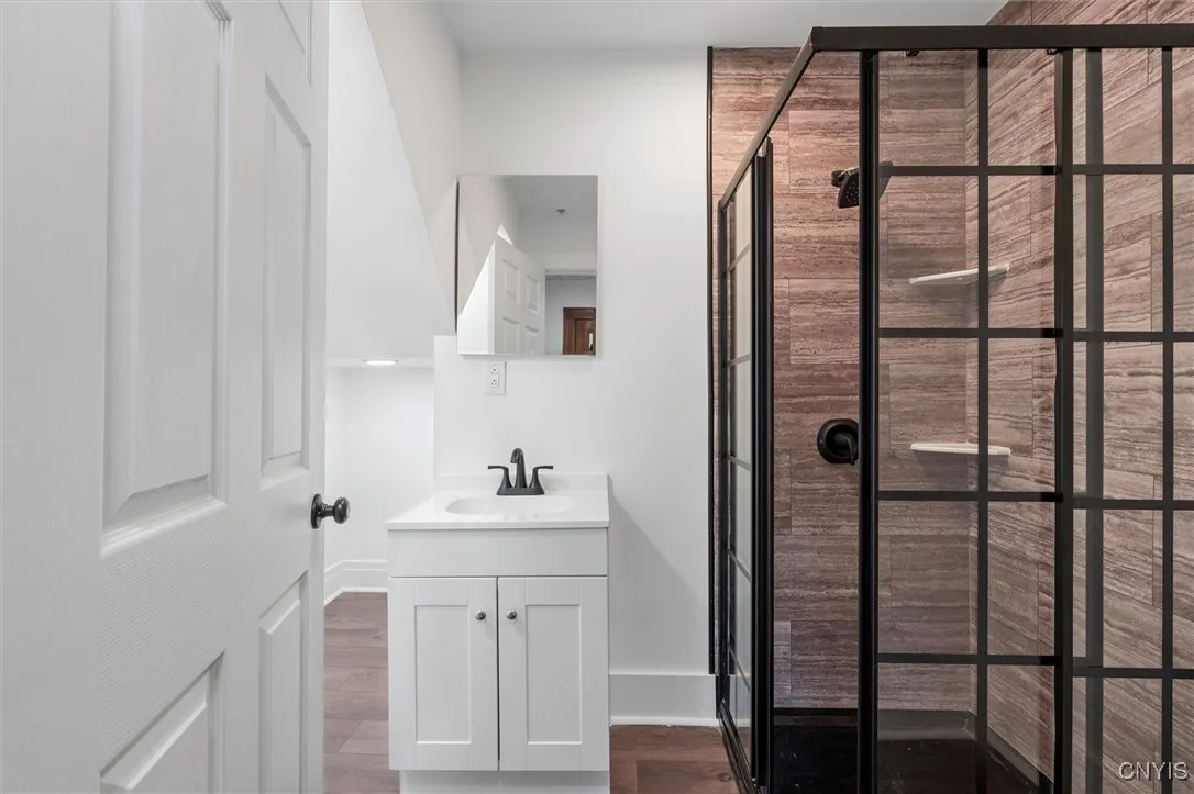 4914 West Seneca 2, Onondaga, New York 13215, Onondaga, New York 13215, 2 Bedrooms Bedrooms, 5 Rooms Rooms,1 BathroomBathrooms,Residential Lease,For Rent,4914 West Seneca 2, Onondaga, New York 13215,0,S1644529