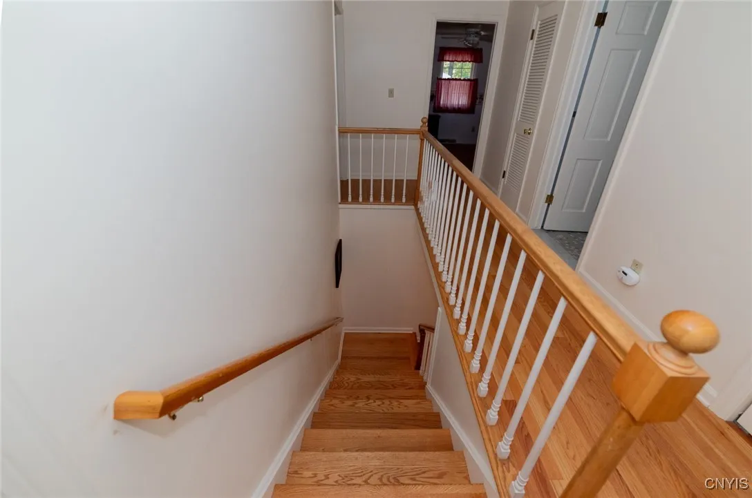 127 Hillside Way, Camillus, New York 13031, Camillus, New York 13031, 5 Bedrooms Bedrooms, 11 Rooms Rooms,2 BathroomsBathrooms,Residential,For Sale,127 Hillside Way, Camillus, New York 13031,0,S1644357