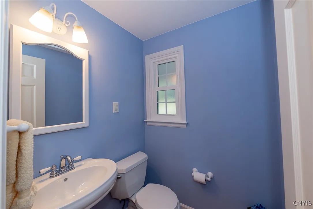 127 Hillside Way, Camillus, New York 13031, Camillus, New York 13031, 5 Bedrooms Bedrooms, 11 Rooms Rooms,2 BathroomsBathrooms,Residential,For Sale,127 Hillside Way, Camillus, New York 13031,0,S1644357